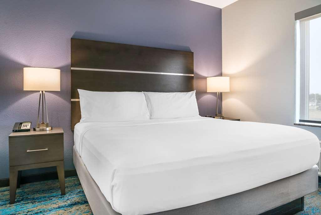 Comfort Inn & Suites Adrian Værelse billede